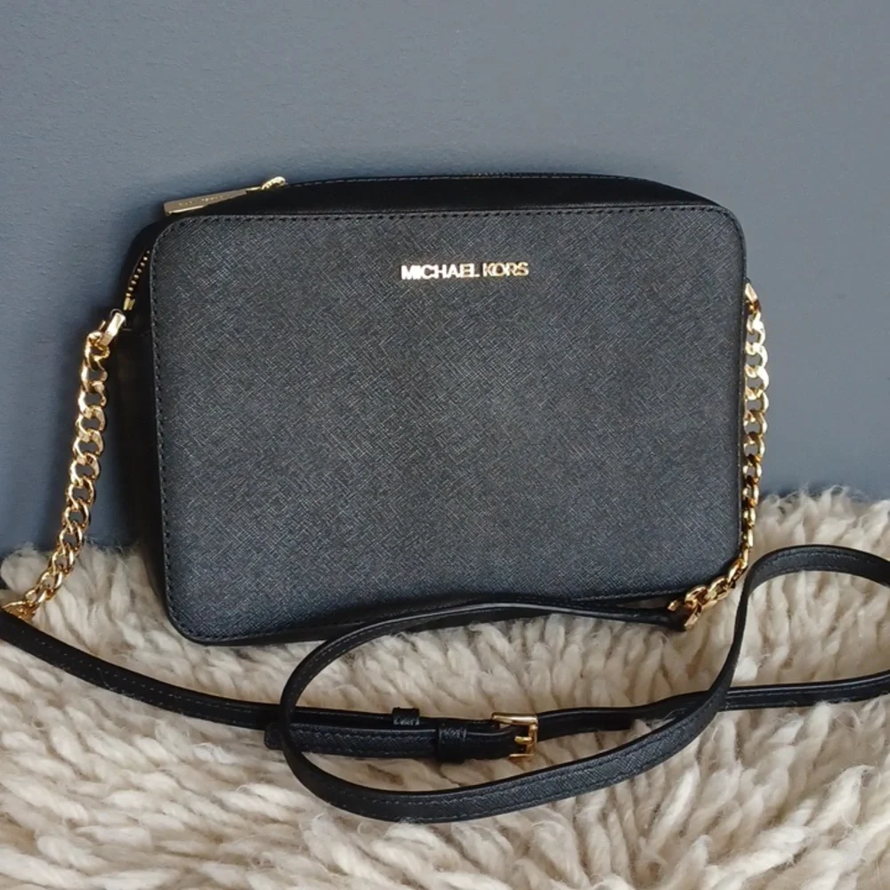 Michael Kors crossbody